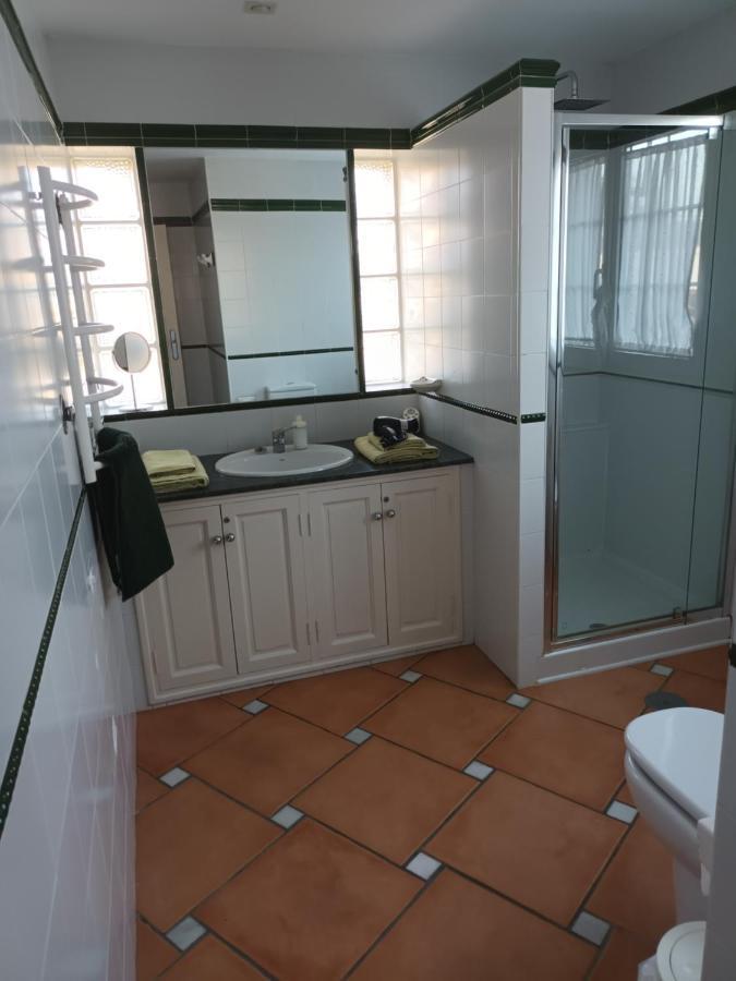 Habitaciones en Casa Céntrica con piscina Almuñécar Extérieur photo