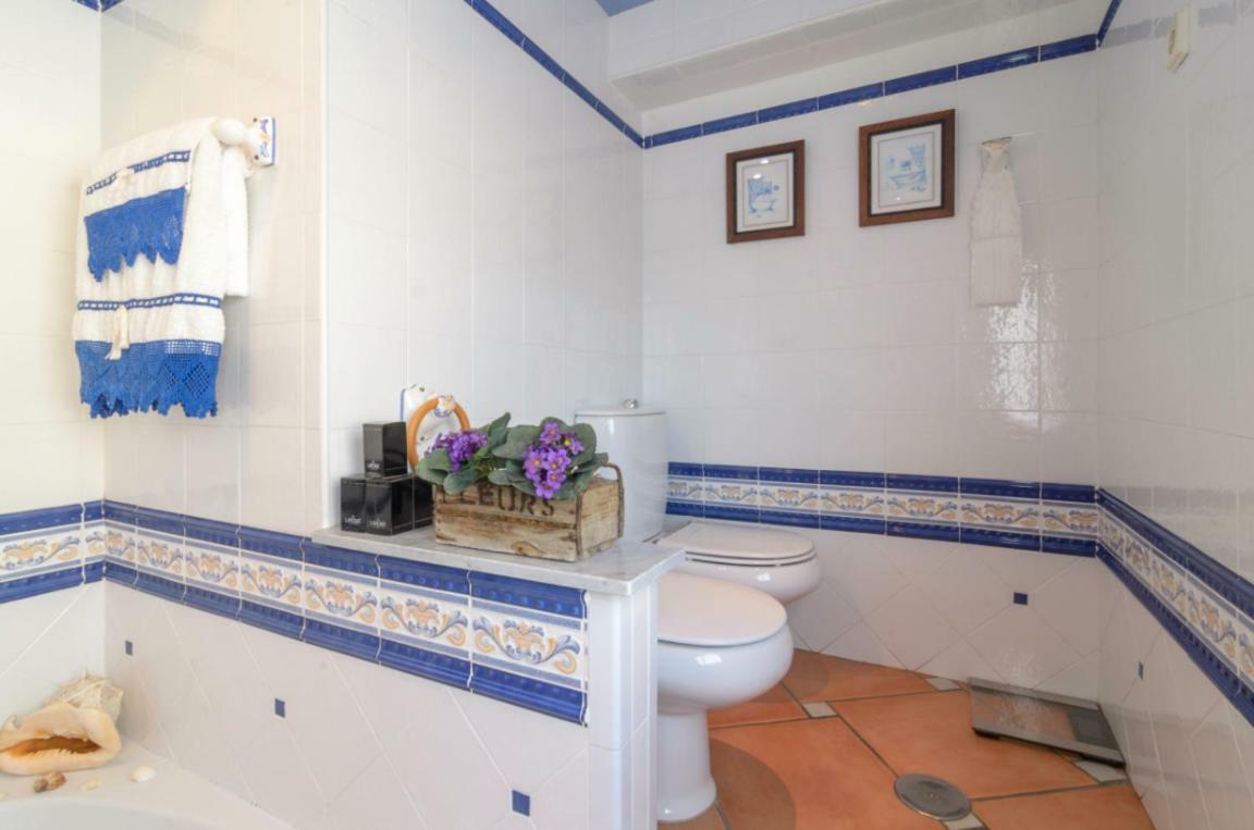 Habitaciones en Casa Céntrica con piscina Almuñécar Extérieur photo