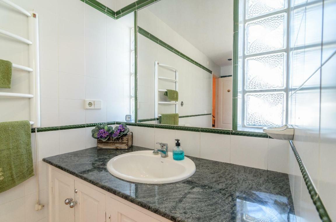 Habitaciones en Casa Céntrica con piscina Almuñécar Extérieur photo