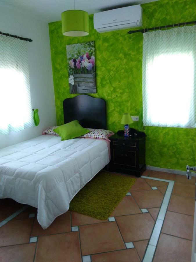 Habitaciones en Casa Céntrica con piscina Almuñécar Extérieur photo
