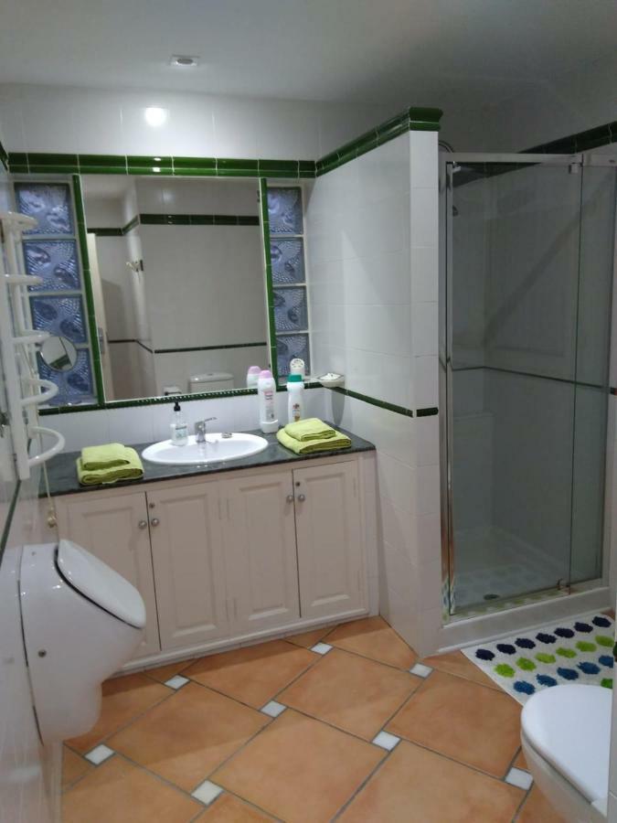 Habitaciones en Casa Céntrica con piscina Almuñécar Extérieur photo