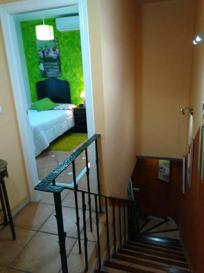 Habitaciones en Casa Céntrica con piscina Almuñécar Extérieur photo